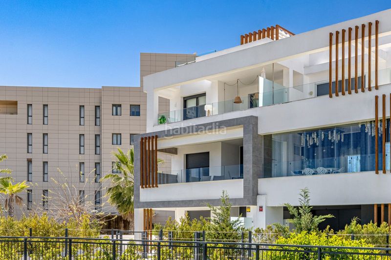 Foto 0539eb94-e2c5-4550-bc1b-7cb6f724ee86. Ático en Cancelada Estepona