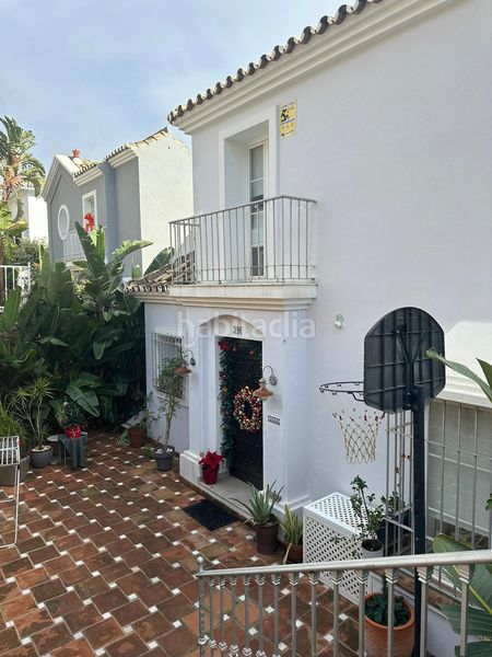 Foto 650ea8fa-a519-4f67-b924-1572bd2e07ce. Casa adossada a La Carolina - Guadalpín Marbella