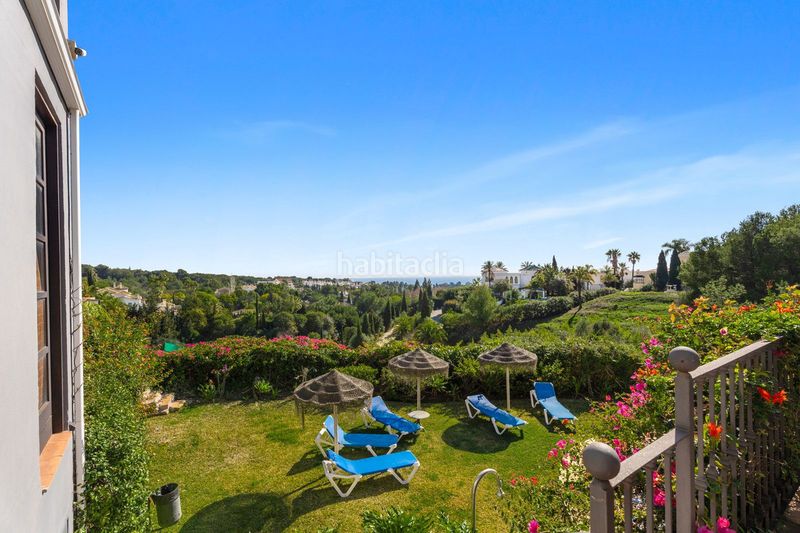 Foto f063ba46-15e9-40ca-b12d-43df51d23151. Casa adossada a La Carolina - Guadalpín Marbella