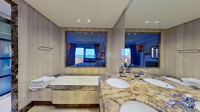 Foto 5c7d0721-c814-41fd-a69e-1e0b8b911eef. Ático en Los Monteros Marbella