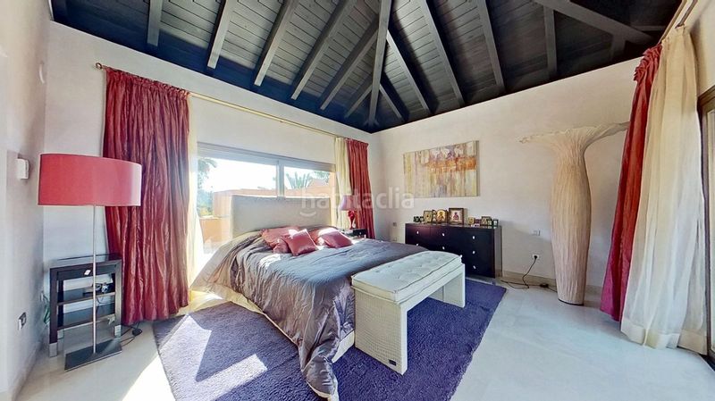 Foto 777e9bfc-fa94-4ca5-b4fb-87756f7785ce. Ático en Los Monteros Marbella