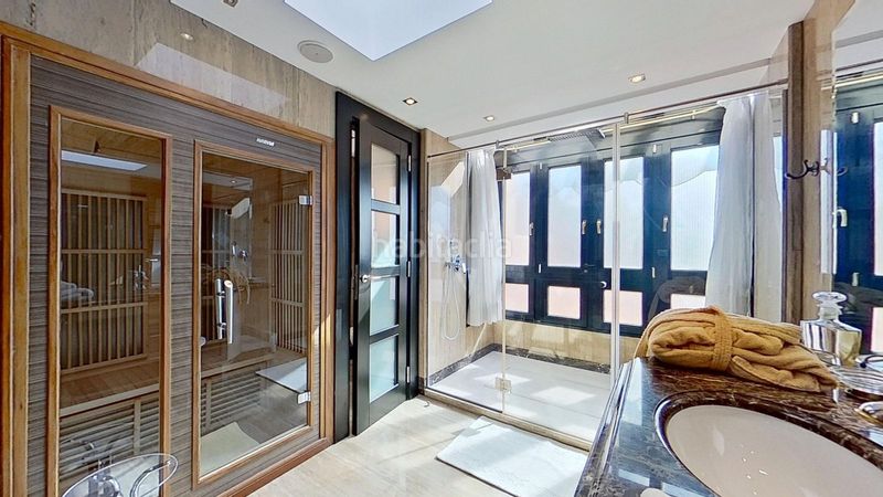 Foto 9d981cf1-ae38-47fc-a9cc-57ea58c14059. Ático en Los Monteros Marbella