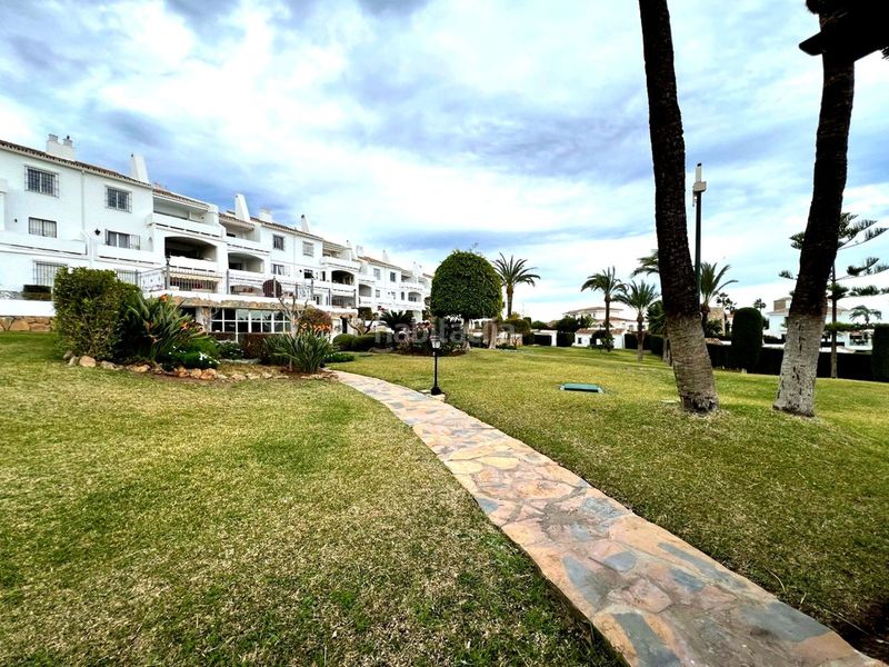 Foto 2d67b4fd-d48d-4aa4-9d5a-f8f356e9b166. Pis a Las Brisas Marbella