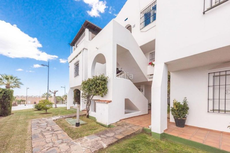 Foto 9ca98205-79c3-44e2-a029-51a53a98e2a7. Pis a Las Brisas Marbella