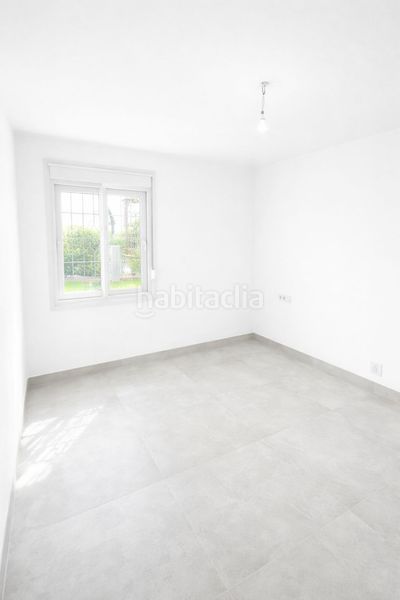 Foto edfa1f95-c67d-420a-ad6e-2793dc5b9703. Pis a Las Brisas Marbella