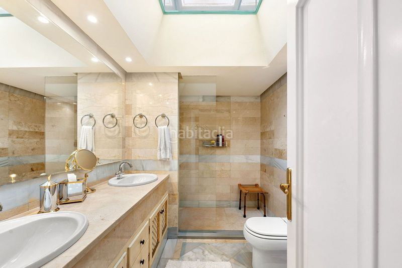 Foto c368597b-726c-4552-adbd-08ebbcca92bd. Casa adossada a Las Brisas Marbella