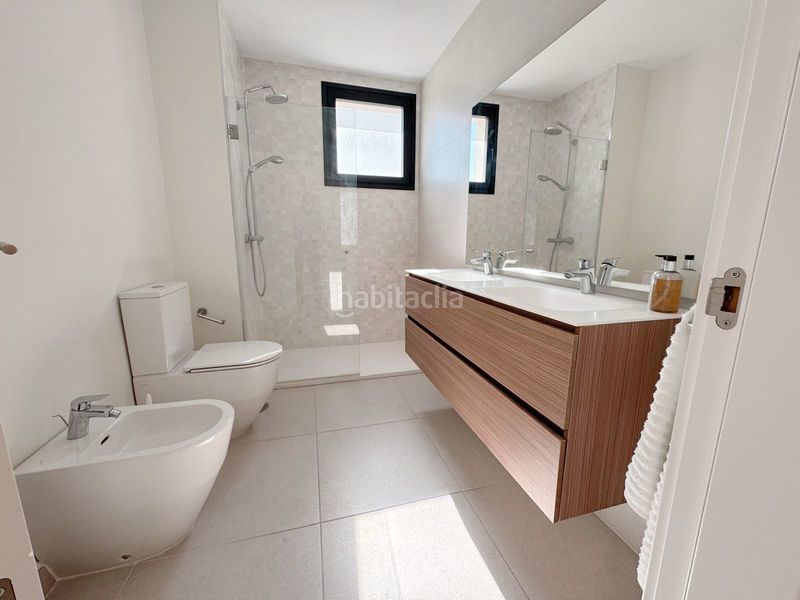 Foto 0875cd6d-3cd4-4eb1-849e-f0d20dfec6a9. Àtic a Centro Estepona