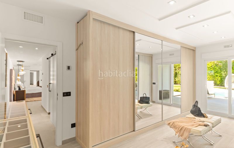 Foto 68fa7cd2-fb83-469b-a678-aea0c012653c. Casa adossada amb aparcament a Nueva Atalaya Estepona