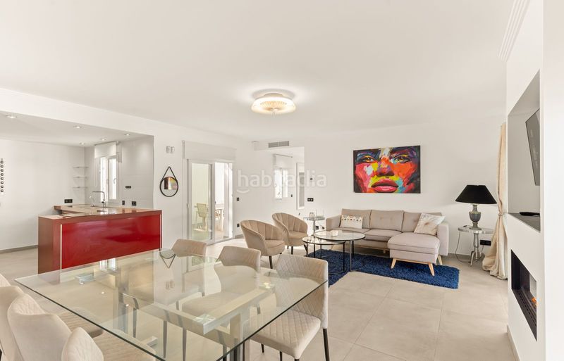 Foto c8008086-0981-408f-a234-379e755c404c. Casa adossada amb aparcament a Nueva Atalaya Estepona