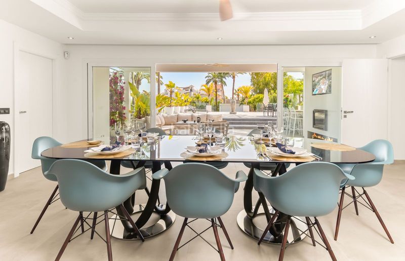 Foto dc4b3d64-12bb-4331-b1de-7bcad358fa25. Casa adossada amb aparcament a Nueva Atalaya Estepona