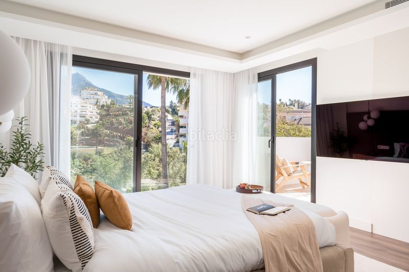 Foto 2ee426e0-c036-4165-9b99-ed03a4e370d2. Casa adossada a Las Brisas Marbella