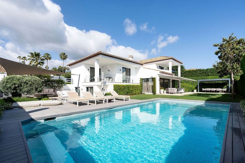 Foto 47ef09e7-9a64-41b1-b1a6-36087c9443b1. Casa adossada a Las Brisas Marbella