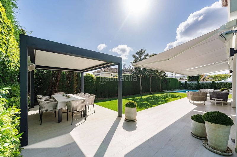 Foto f10333e4-3075-44d0-b007-391a9ae76aa1. Casa adossada a Las Brisas Marbella