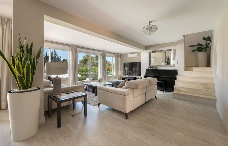 Foto 1cbfb48b-dbe3-4045-8c80-8bf625aa1254. Casa adosada en Río Real Marbella