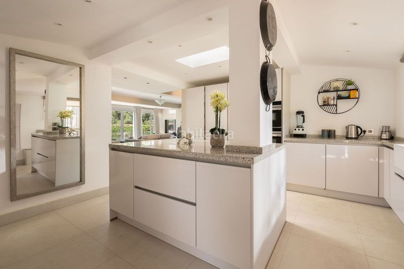 Foto 46905226-1c95-4b66-ac2d-952d1507e522. Casa adosada en Río Real Marbella