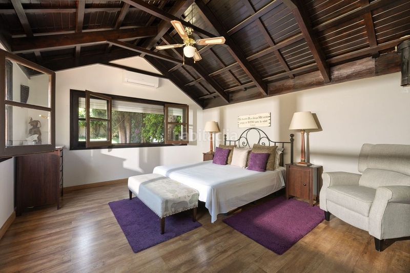 Foto 5085995b-be1b-4885-87f7-89e77c2c844d. Casa adosada en Río Real Marbella