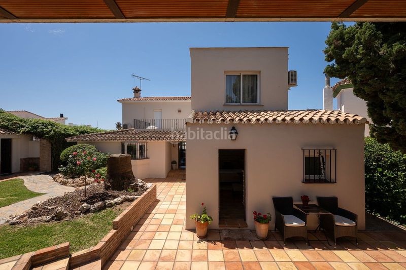 Foto b2da94b3-5b5d-4b23-bad1-e62744c056dd. Casa adosada en Río Real Marbella