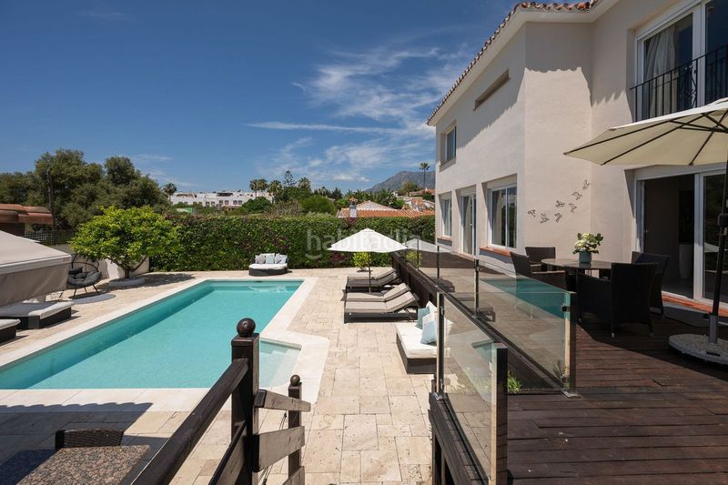 Foto e4f189c4-ee8f-471f-9bd4-a6641ad20341. Casa adosada en Río Real Marbella
