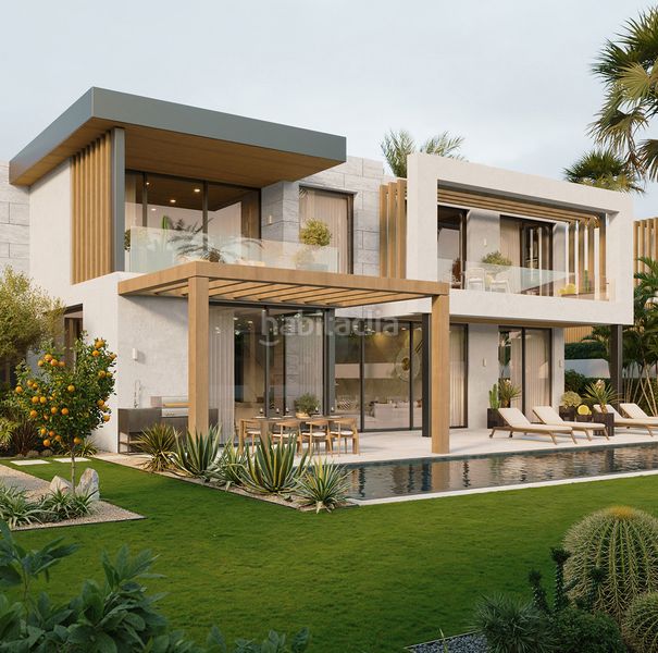 Foto f1db2bcb-dd26-45ef-b863-fc2283e62b41. Casa adossada amb aparcament a Bel - Air Estepona