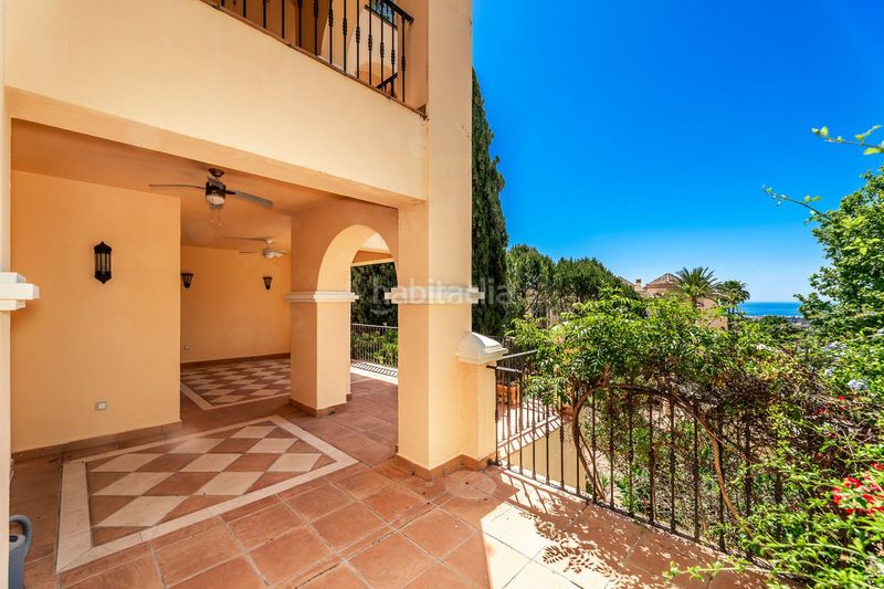 Foto b899d4d0-ae22-4dd2-a036-ba0dfd587b0e. Piso en La Quinta Benahavís