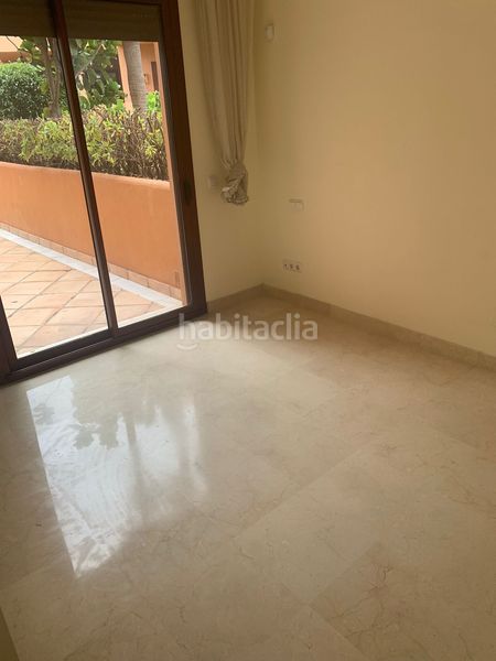Foto 2a629c90-b11f-4608-8f2c-83c1cd9e44d6. Piso en bahía de Marbella Marbella