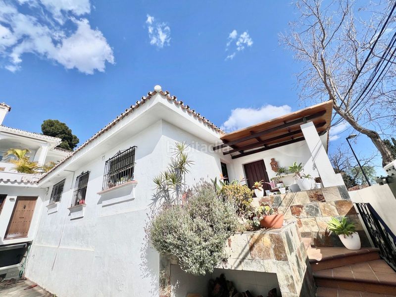 Foto 763ff426-ccc1-4c3d-a972-cc75f2ff3f80. Casa adossada a Las Brisas Marbella