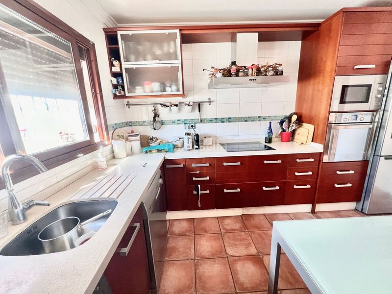 Foto c7825891-7eaa-42dd-a02c-ac3f23558329. Casa adossada a Las Brisas Marbella