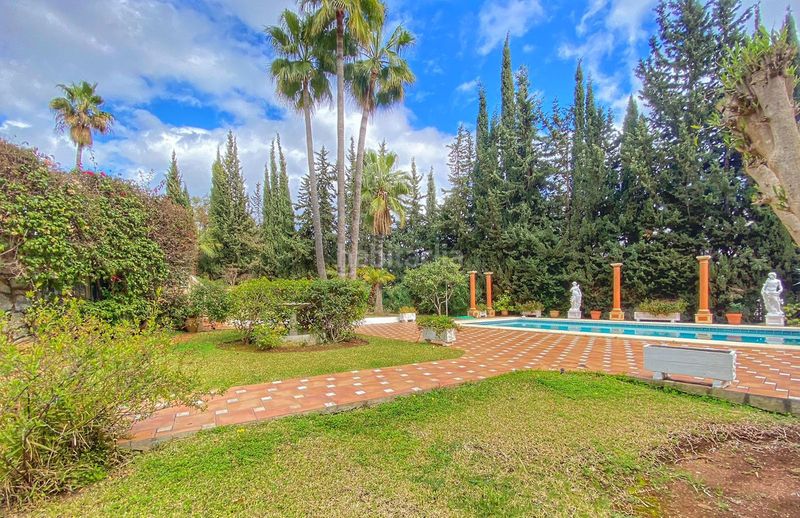 Foto 0360bd47-332f-46fc-8a8d-56884f5f272d. Casa adossada amb aparcament a Sierra Blanca Marbella