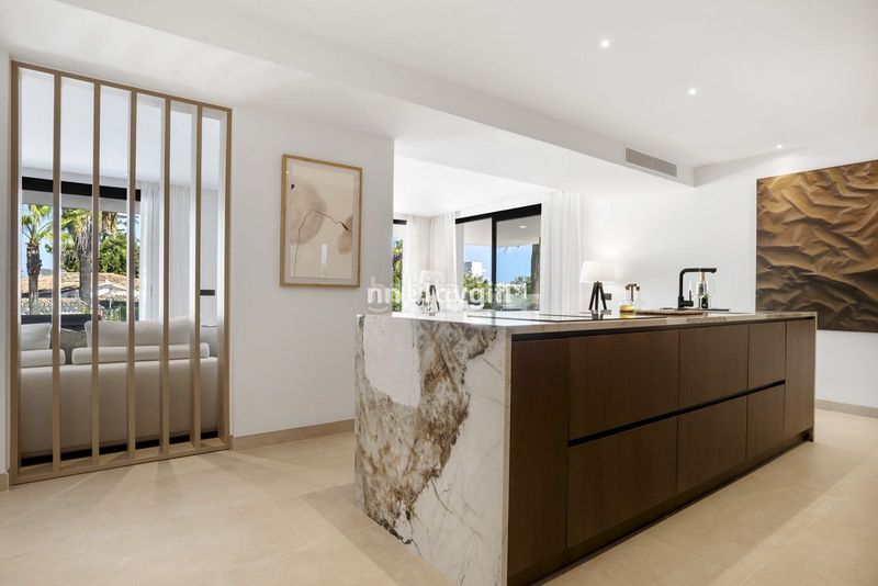 Foto c653e346-7eb1-477f-8203-91f29acc2024. Casa adossada amb aparcament a Guadalmina Alta Marbella