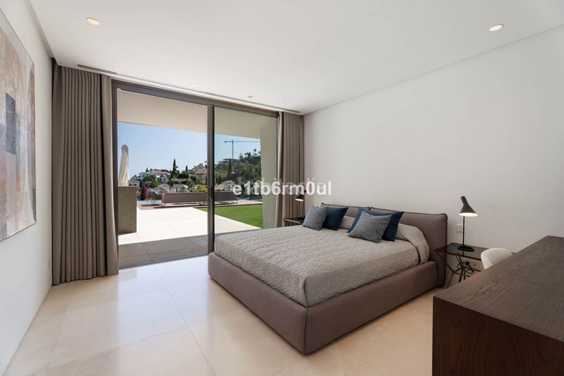Foto de1bb978-c7ec-45bf-87d8-918772d61867. Casa adossada a La Quinta Benahavís