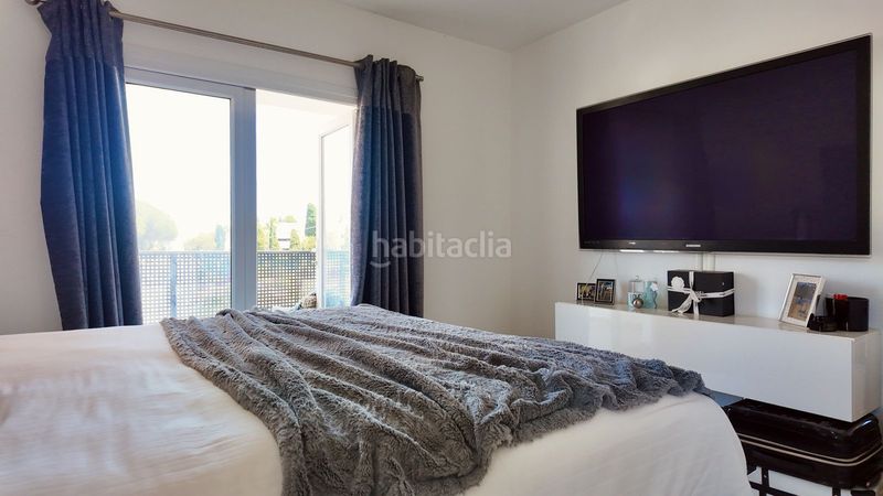 Foto 1483e2ad-b1db-4601-8788-3f942e8b0be3. Casa adosada en Las Brisas Marbella