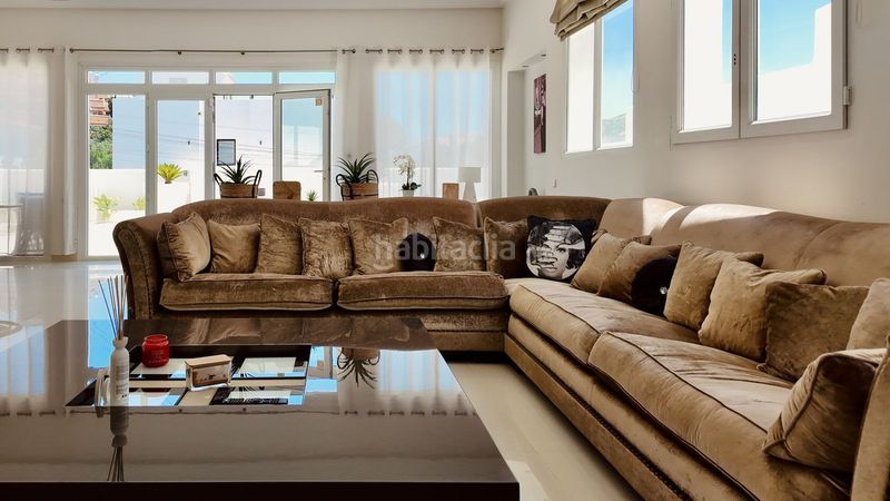 Foto cd16f89a-e2d6-4b1b-9566-52296608a92b. Casa adosada en Las Brisas Marbella