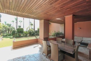 Etagenwohnung in Puerto Banús