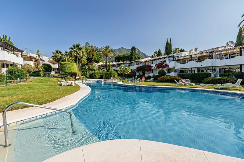 Foto dd6793e5-28d2-4ae1-b6f3-d98fa9d3e40e. Pis a Sierra Blanca Marbella