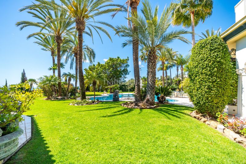 Foto 4b34f8f3-1560-40ae-9840-a8dcca4d6393. Casa adosada en La Carolina - Guadalpín Marbella