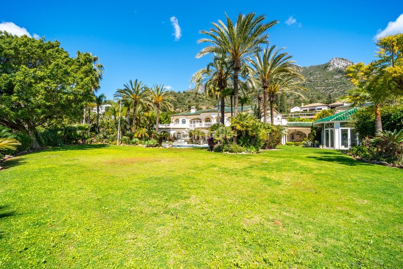 Foto db1ba8a1-3a52-4de0-9ed1-2e9df5235905. Casa adossada a La Carolina - Guadalpín Marbella