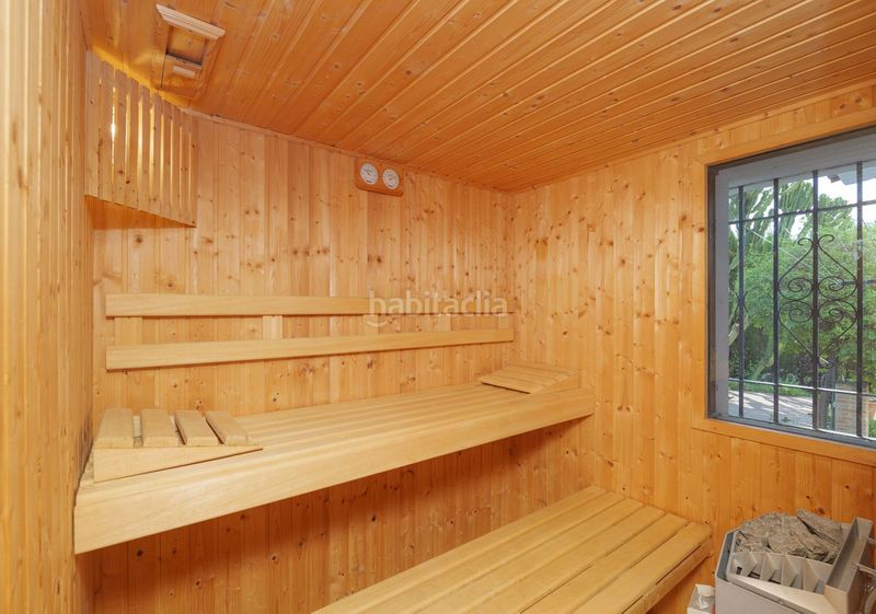 Foto bd38b4b9-4822-4664-90aa-3d9f4fec2cc6. Casa adossada a Casco Antiguo Marbella