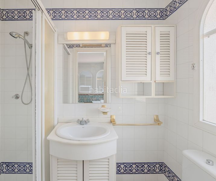 Foto eee32615-e1dd-48c4-8dea-c07da65046b9. Casa adossada a Casco Antiguo Marbella