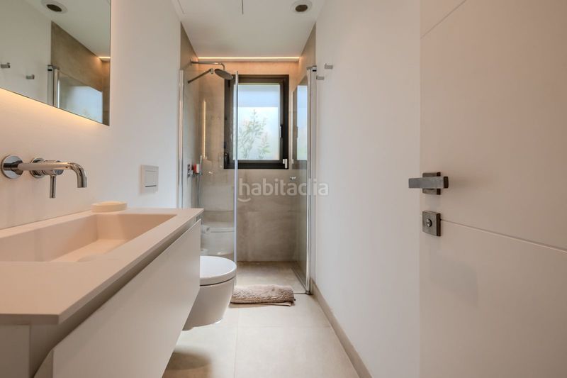 Foto 203d5a6d-a279-499c-b507-0a5b19cc3010. Casa adossada amb aparcament a Puerto Banús Marbella