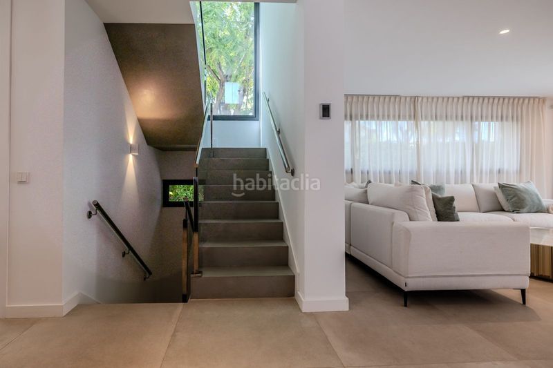 Foto 2405dd82-fb80-4bec-8d2a-27846bb323a4. Casa adossada amb aparcament a Puerto Banús Marbella