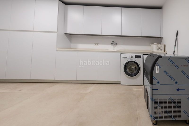 Foto b13a5385-043b-49b9-b2ce-3c288e6fa322. Casa adossada amb aparcament a Puerto Banús Marbella