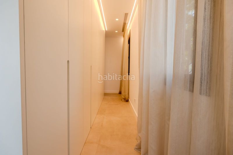 Foto dba044ca-73ac-4483-bd6c-0ec083de8b5f. Casa adossada amb aparcament a Puerto Banús Marbella