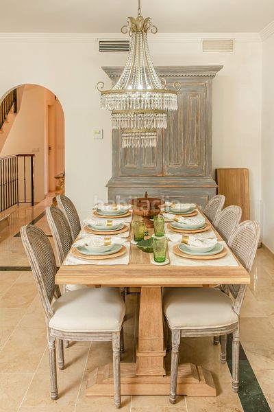 Foto 1d99cde0-c59b-4641-a32f-834f04f9399f. Casa adossada a Sierra Blanca Marbella