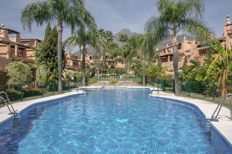 Foto c4ce4e89-71ec-48e3-b8ef-63fe16008971. Casa adossada a Sierra Blanca Marbella