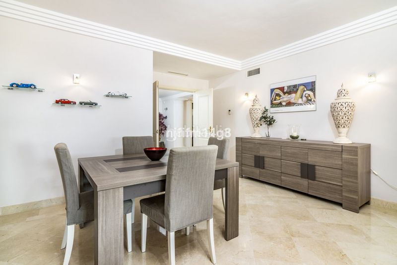 Foto 63a6aa30-d05f-41ff-be25-5261f05069de. Pis a Las Brisas Marbella