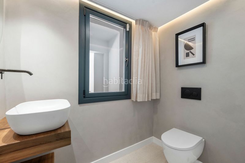 Foto b70ef0f8-1a6c-4331-89ba-524abac97a20. Casa adossada a Las Brisas Marbella