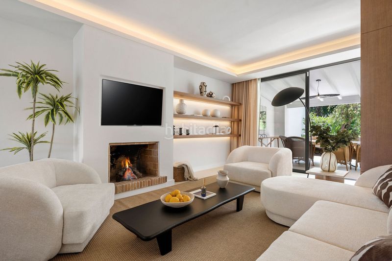 Foto bcf46fc5-8e0b-4029-9305-de44b1277cc6. Casa adossada a Las Brisas Marbella