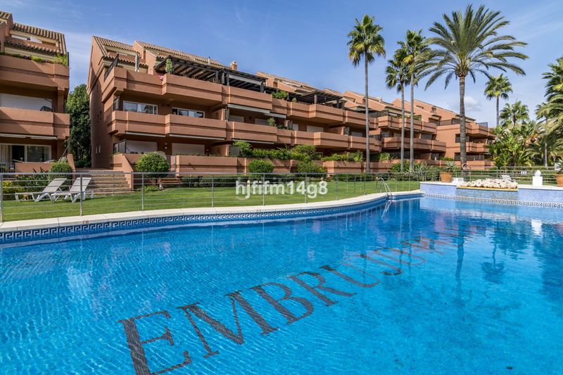 Foto 491737dc-d09d-4aac-aca1-214c41f3269d. Piso en Puerto Banús Marbella