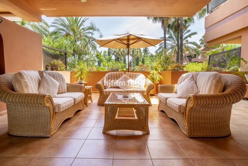 Foto ab505826-3a2f-40d9-b688-ecaecb7dc0ce. Piso en Puerto Banús Marbella