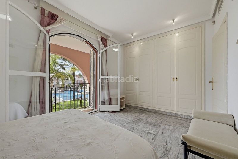 Foto 41ee25b0-ffd8-4dd8-911b-515dafbd62c9. Casa adossada amb aparcament a bahía de Marbella Marbella